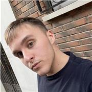 Profesor de inglés apto para dar a primaria, ESO y bachillerato.